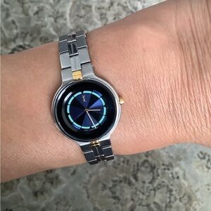 Ladies YVES SAINT LAURENT DRESS watch💙🤍🖤